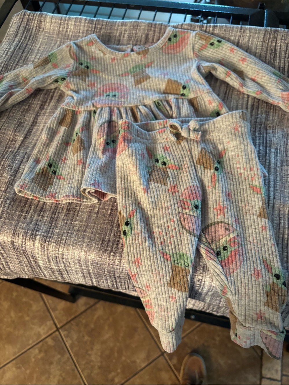 Star Wars Gray Ribbed Baby Set with Pastel Prints 0-3mos